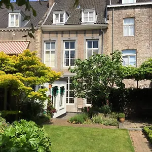 https://bed-breakfast-in-monumental-house-maastricht-centre.eindhoven-hotels.net