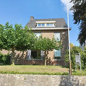 https://bb-de-limburgse-bergen.eindhoven-hotels.net