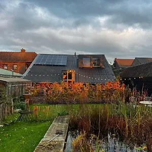 https://holla-cachet.maastrichthotels.net